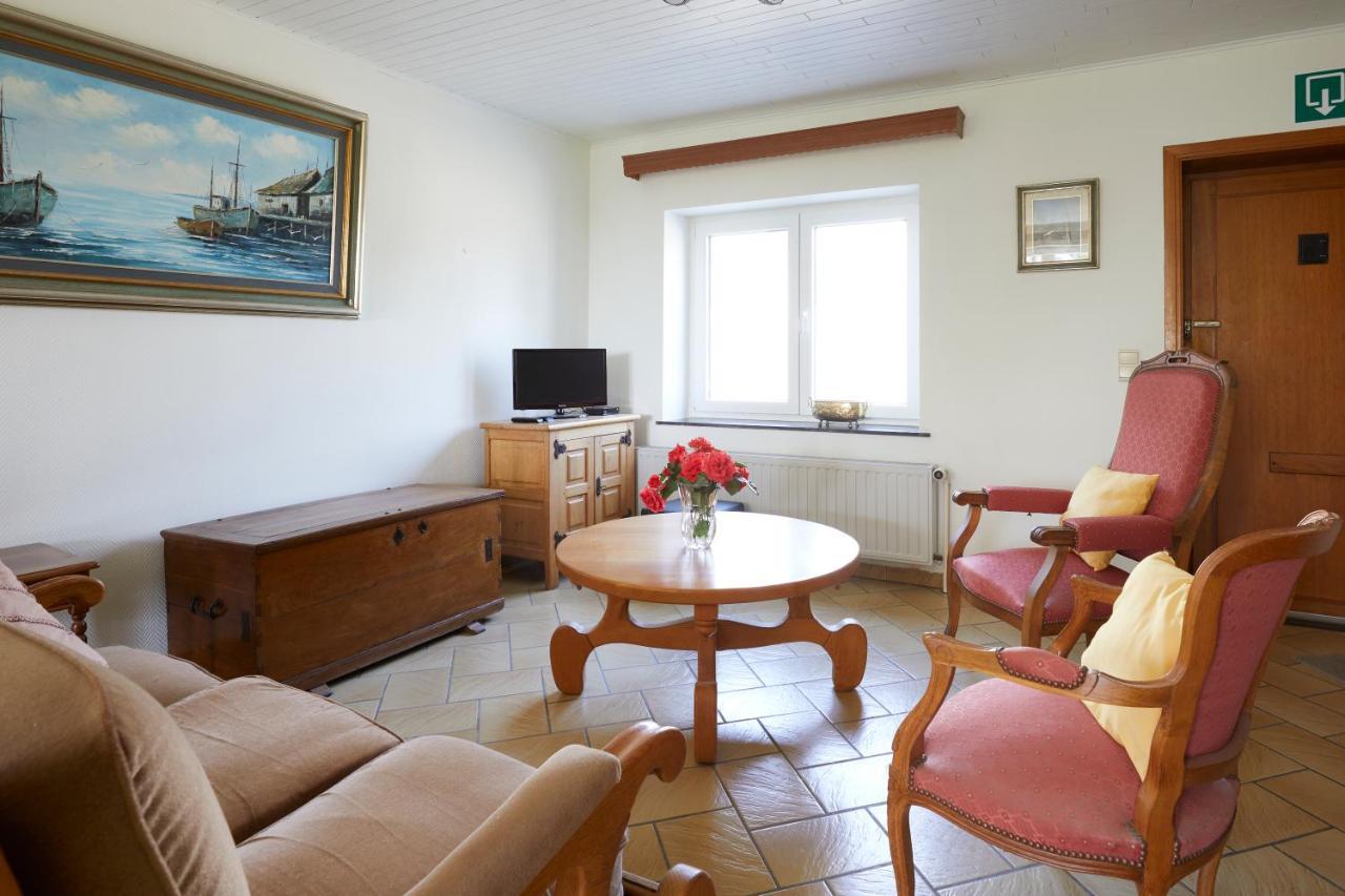 Villa Le Renard Qui Fume à Onhaye Extérieur photo
